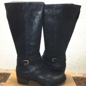 UGG Esplanade leather tall boots 9.5 flannel lined generous calf size sheep